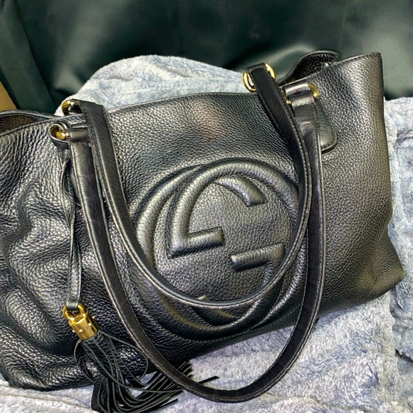 Gucci Handbags - Authentic Gucci Tote